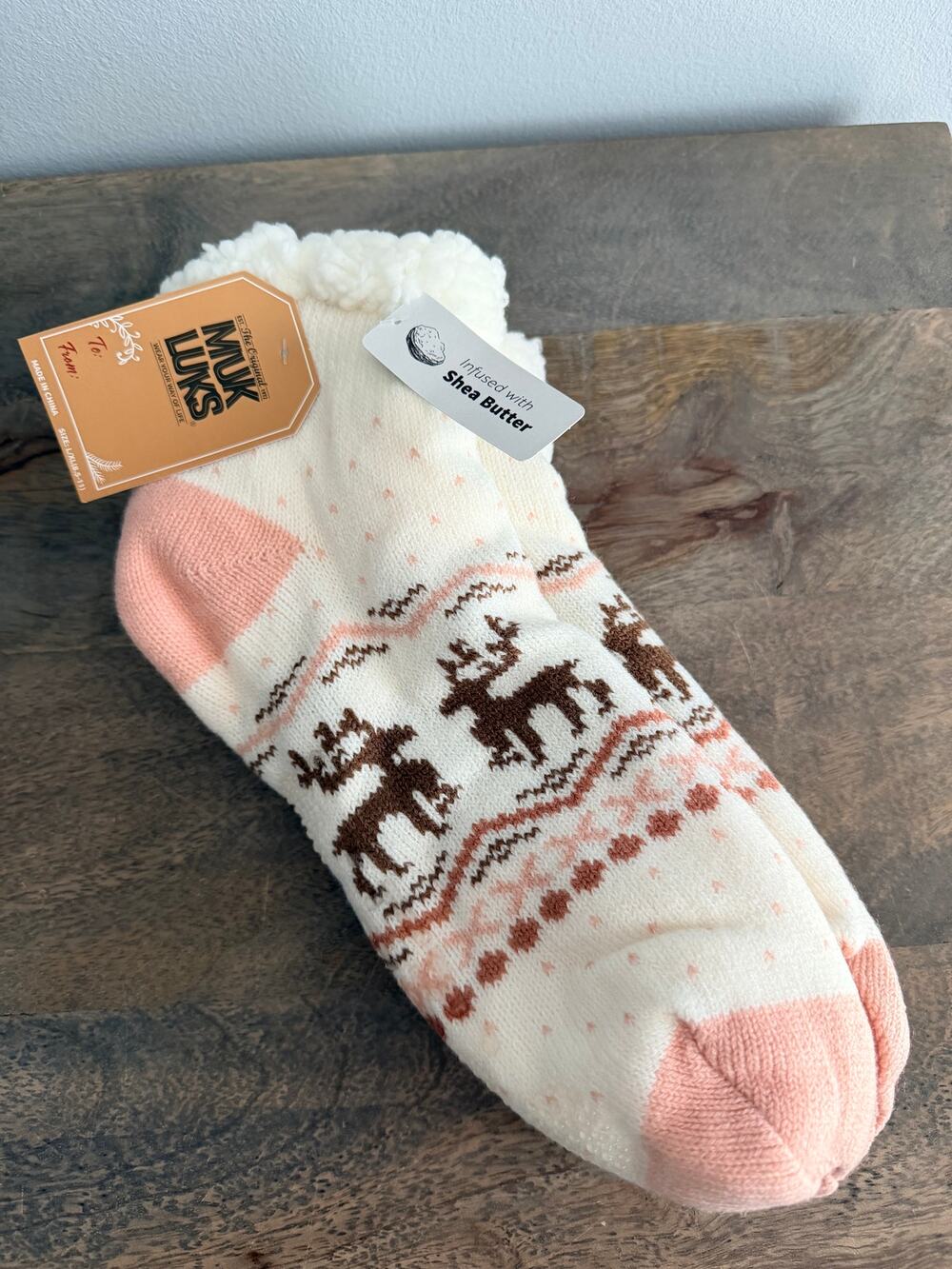 New Muk Luk Reindeer Shea Butter Infused Cabin Socks with Grippers - size 8.5-11